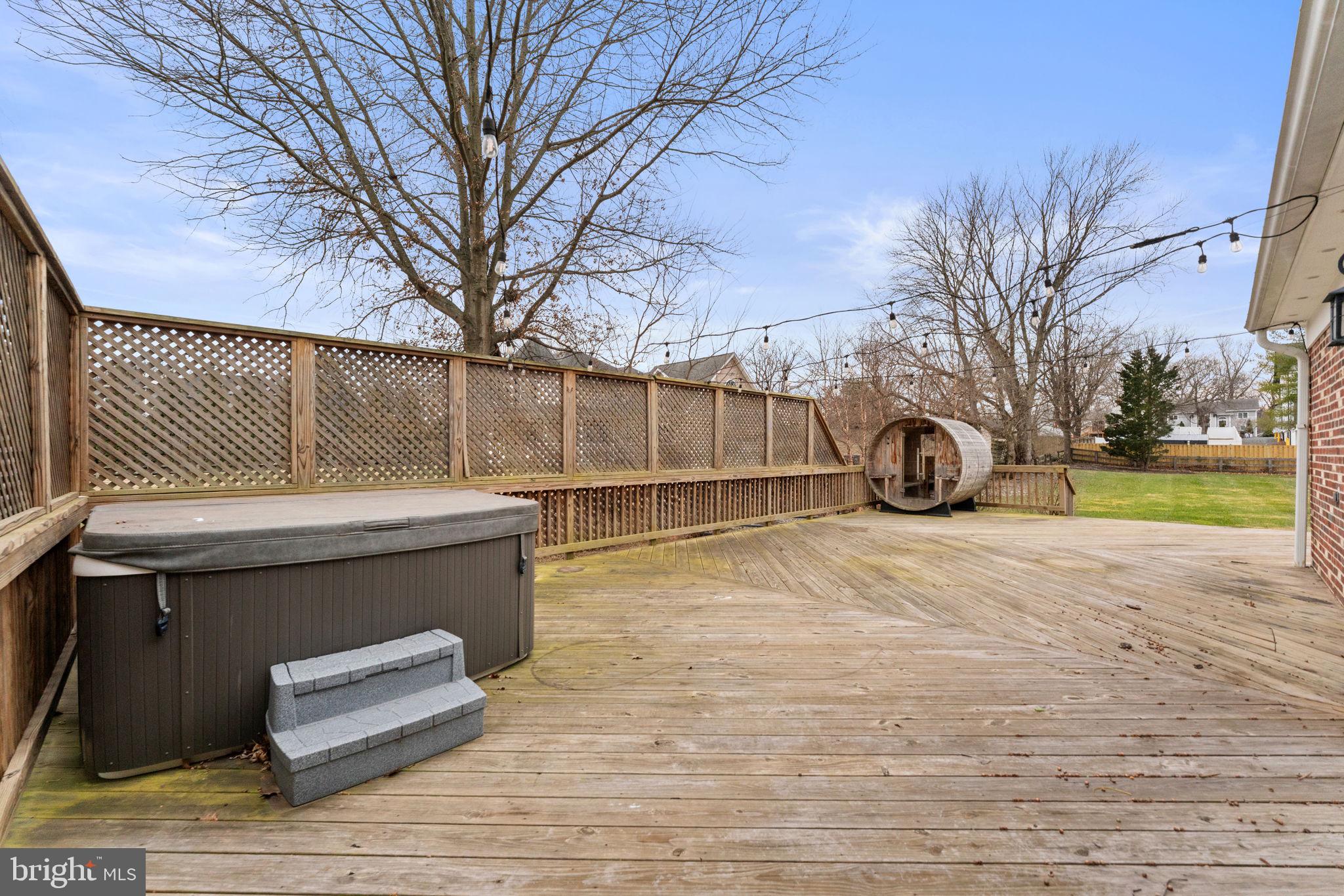 BROAD RUN FARMS - Residential