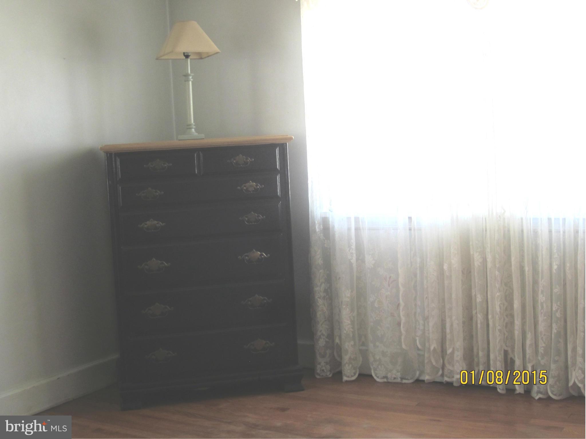 WOODSIDE - Residential