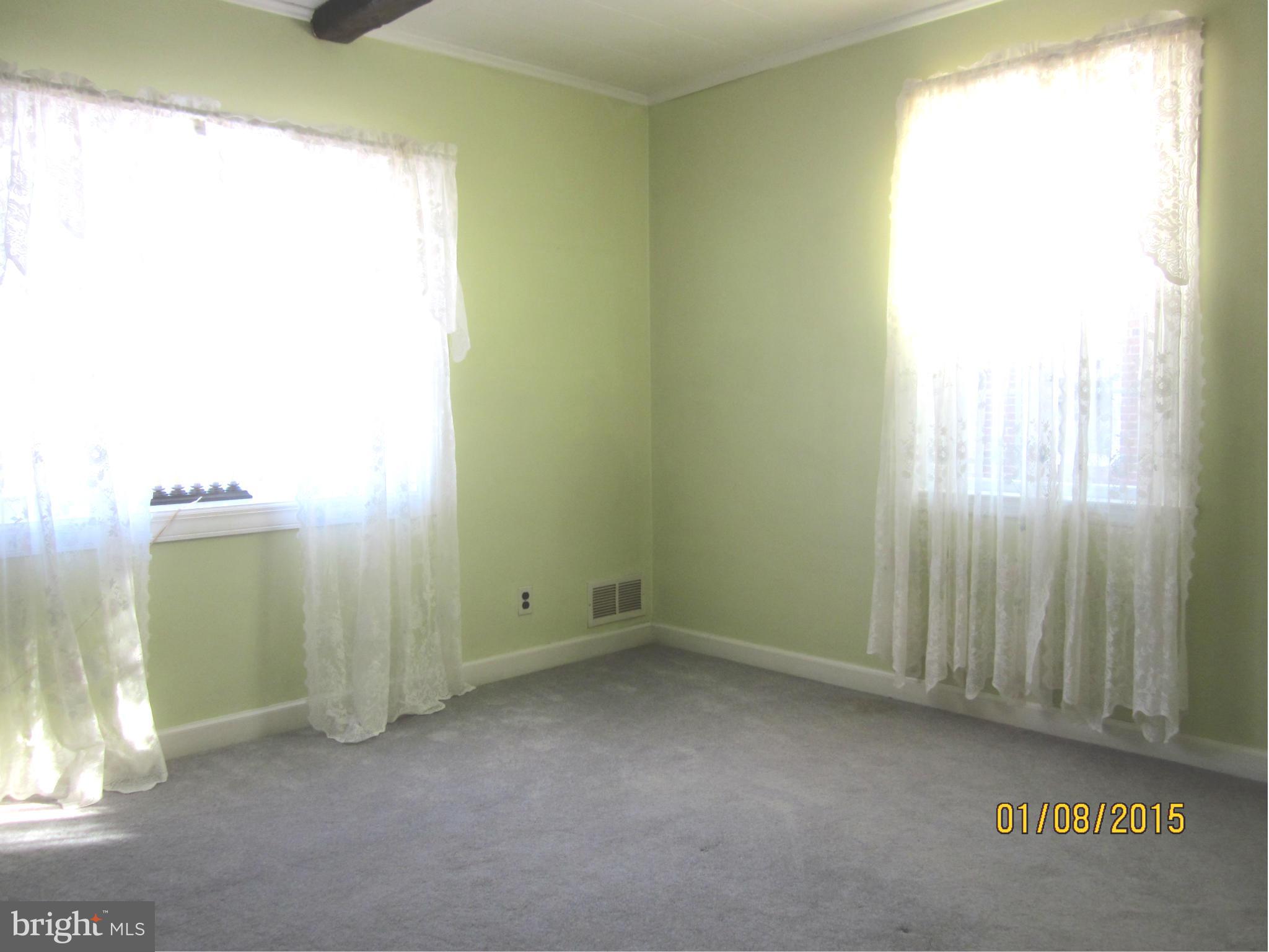 WOODSIDE - Residential