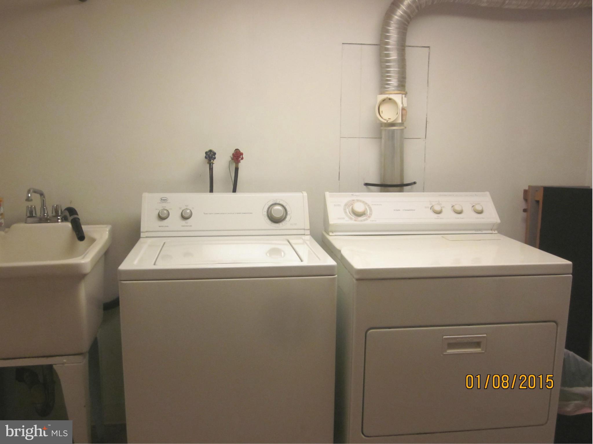 WOODSIDE - Residential