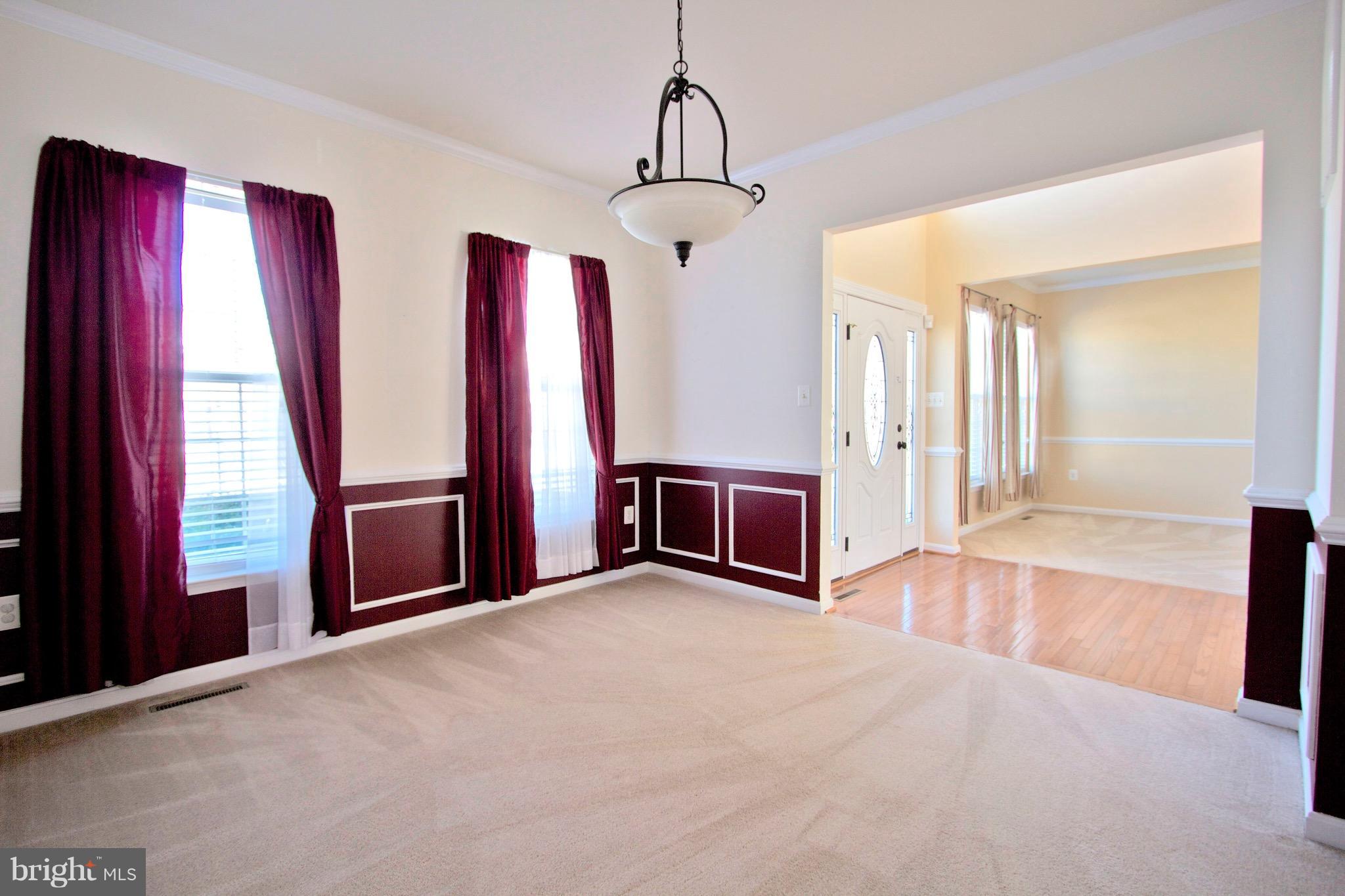 VILLAGES AT LEONARDTOWN - Residential Lease