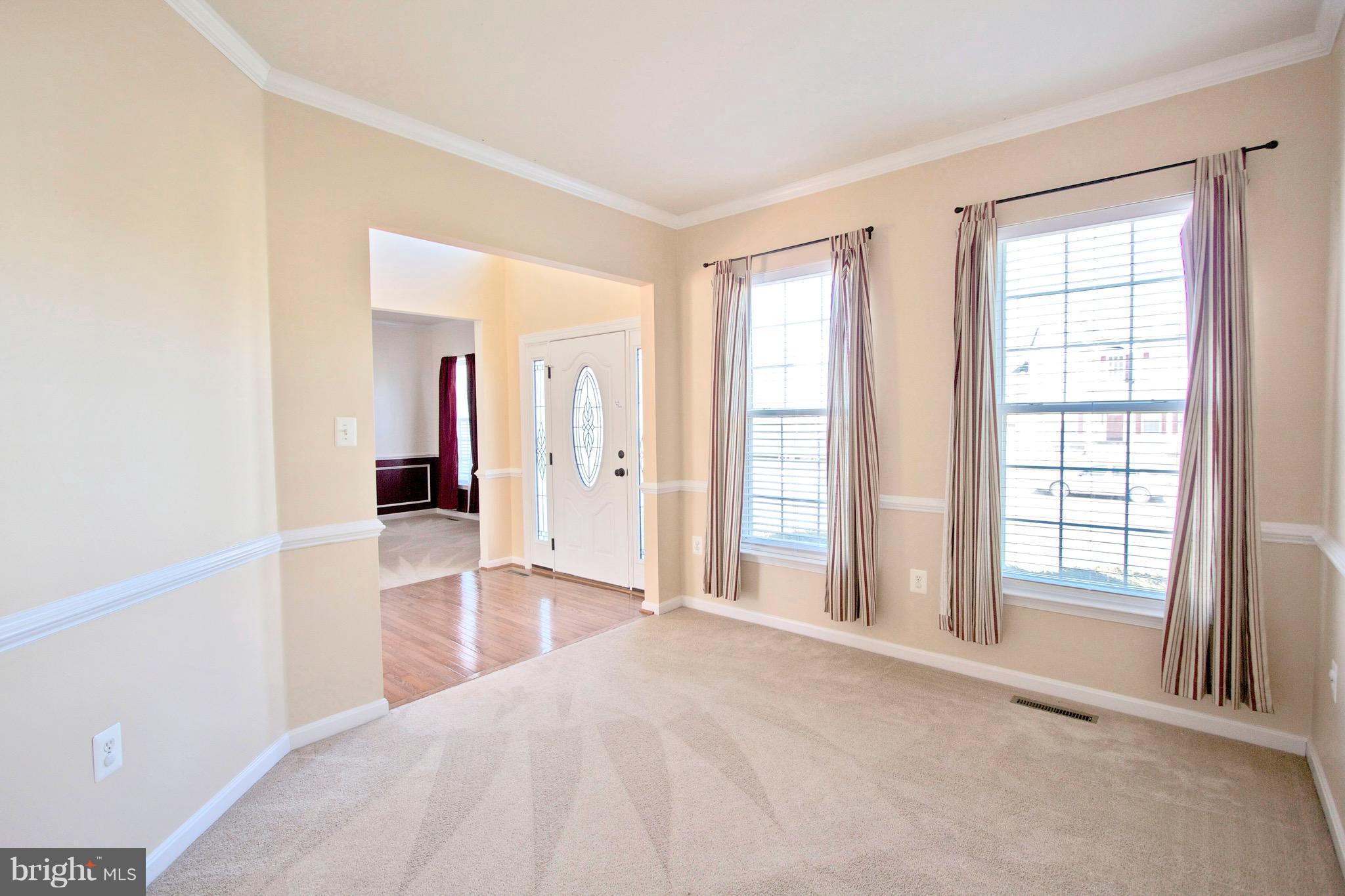 VILLAGES AT LEONARDTOWN - Residential Lease