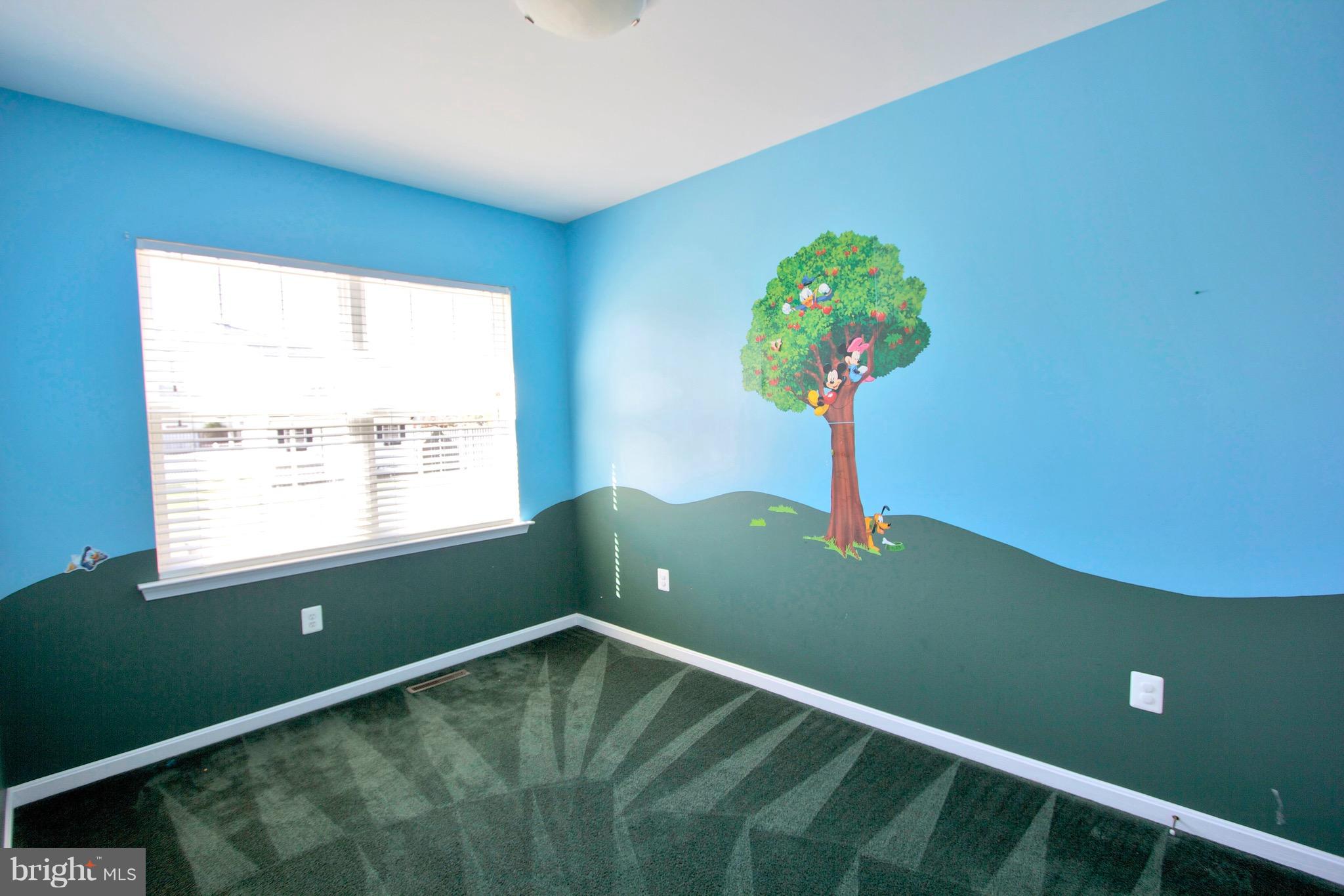 VILLAGES AT LEONARDTOWN - Residential Lease