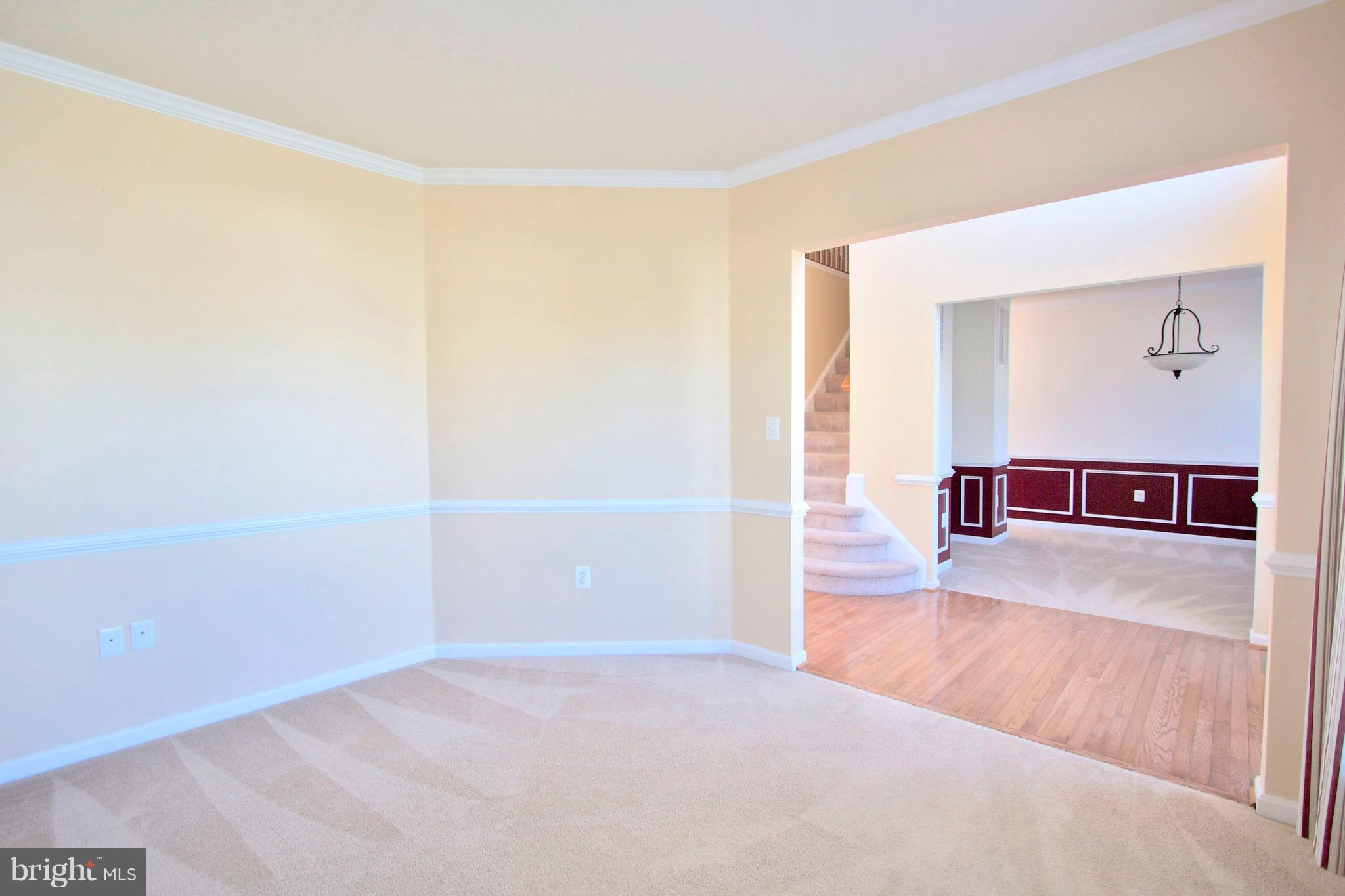 VILLAGES AT LEONARDTOWN - Residential Lease