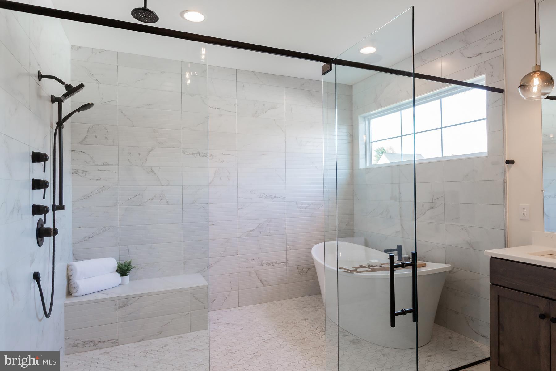 LITITZ BEND - Residential