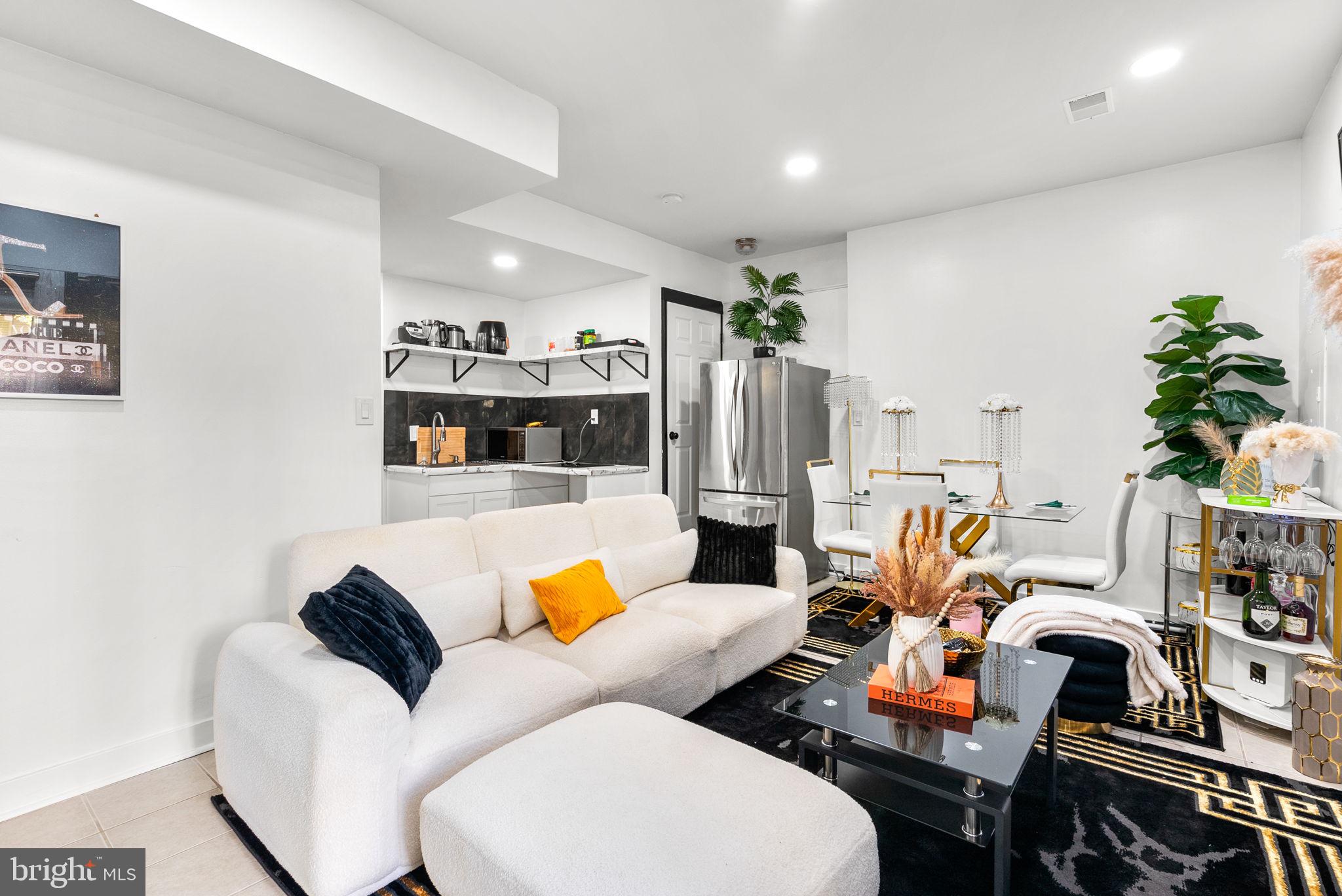 GLEN ORA - Residential