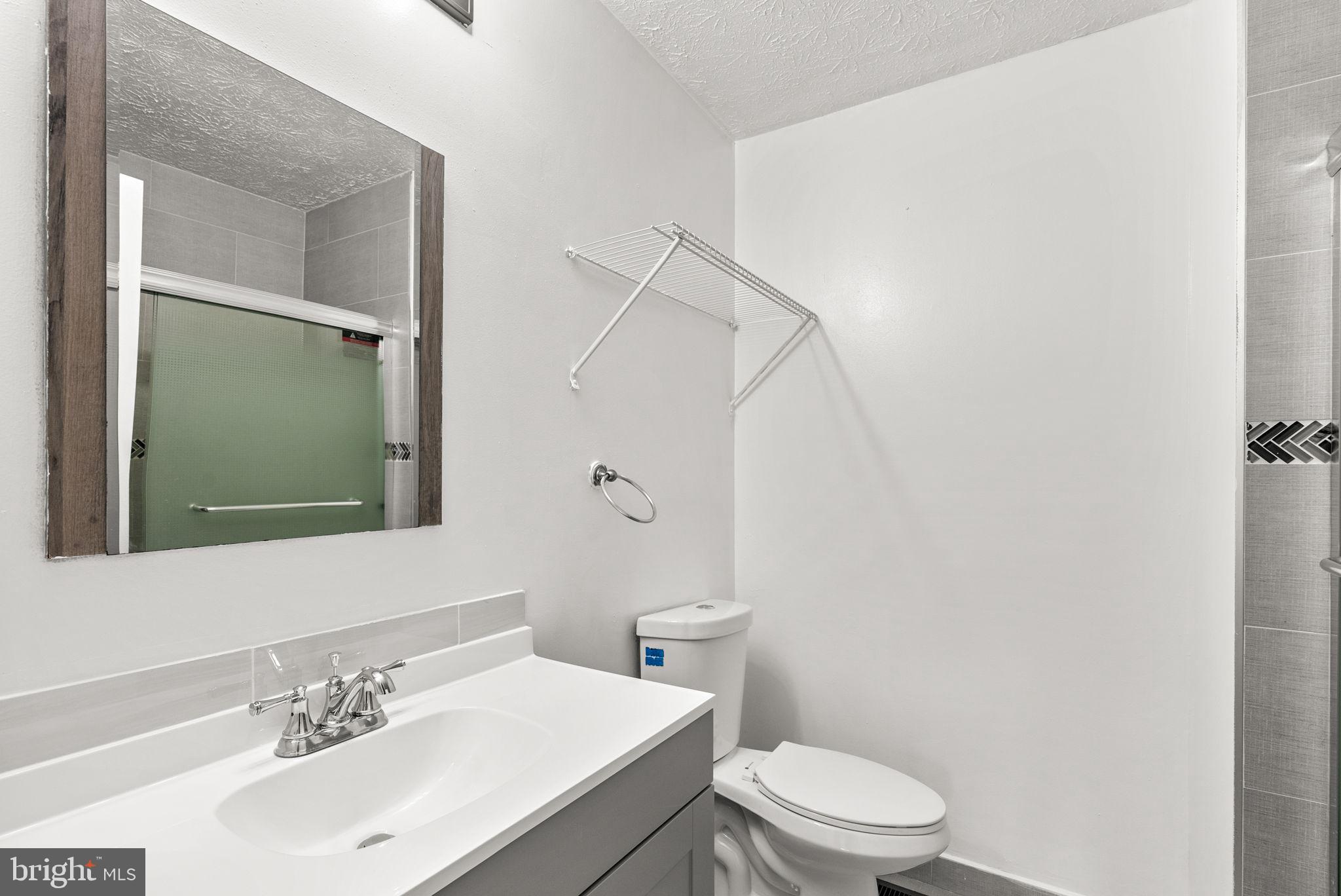 GLEN ORA - Residential