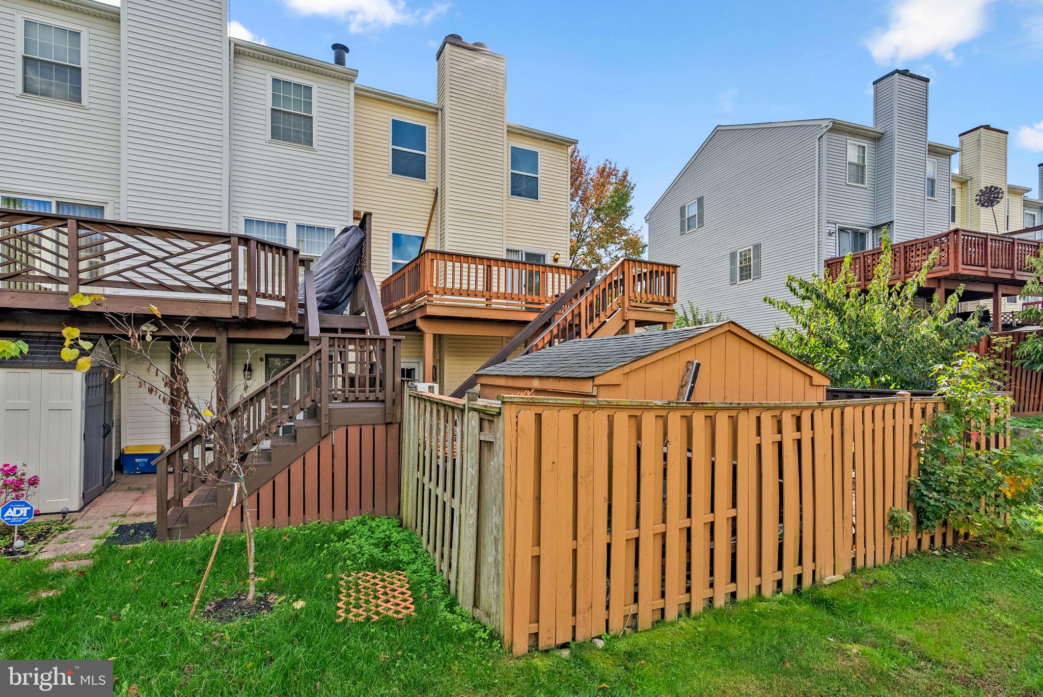 GLEN ORA - Residential