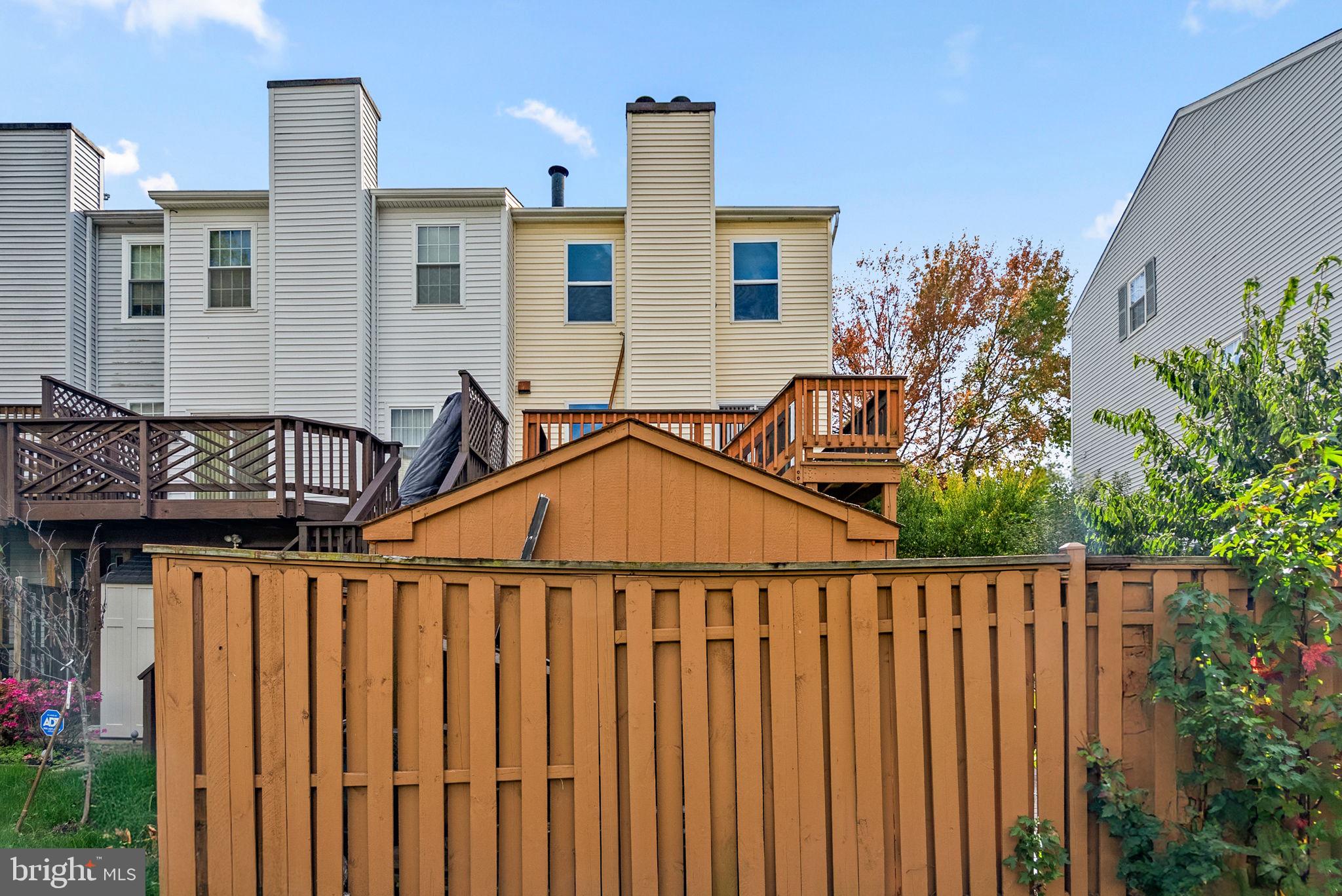 GLEN ORA - Residential