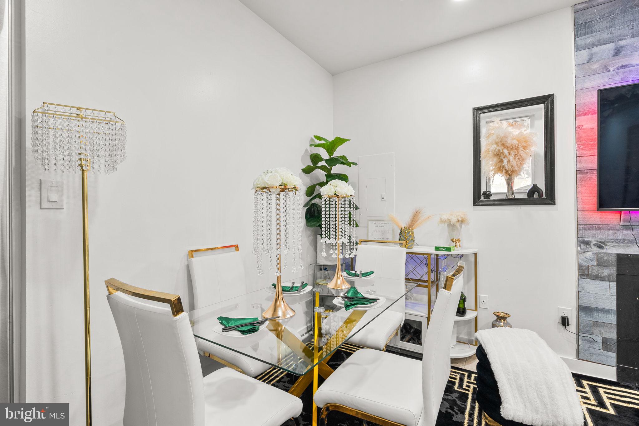 GLEN ORA - Residential