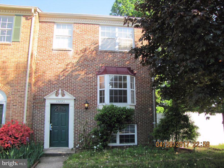 Best deal in the area...Totally renovated, 4 bedrooms,3.5 baths.All new windows, new paint,new carpet and pad,hardwod floors,granite counter tops,corner lot, All 3 sides brick exterior. Fully finished basement includes, a full bath, bedroom and a rec room. Hurry...It won't last long...!!!