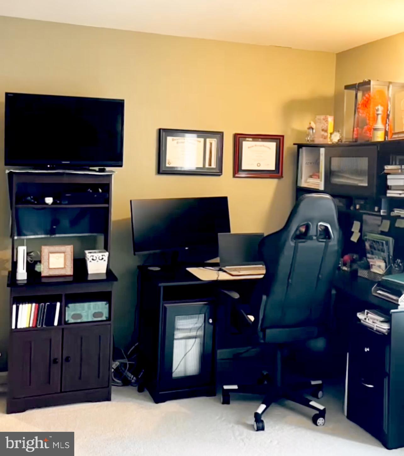 CANNON BLUFF/BACON RACE - Residential