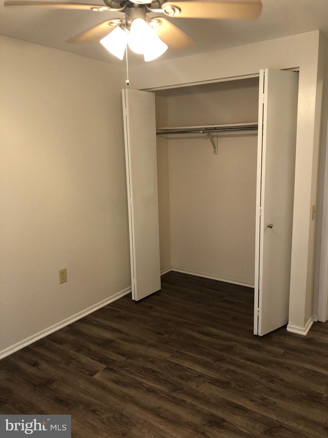 WAKEFIELD SQUARE - Residential Lease