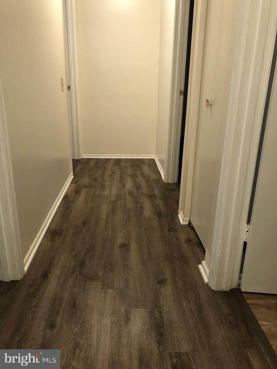 WAKEFIELD SQUARE - Residential Lease