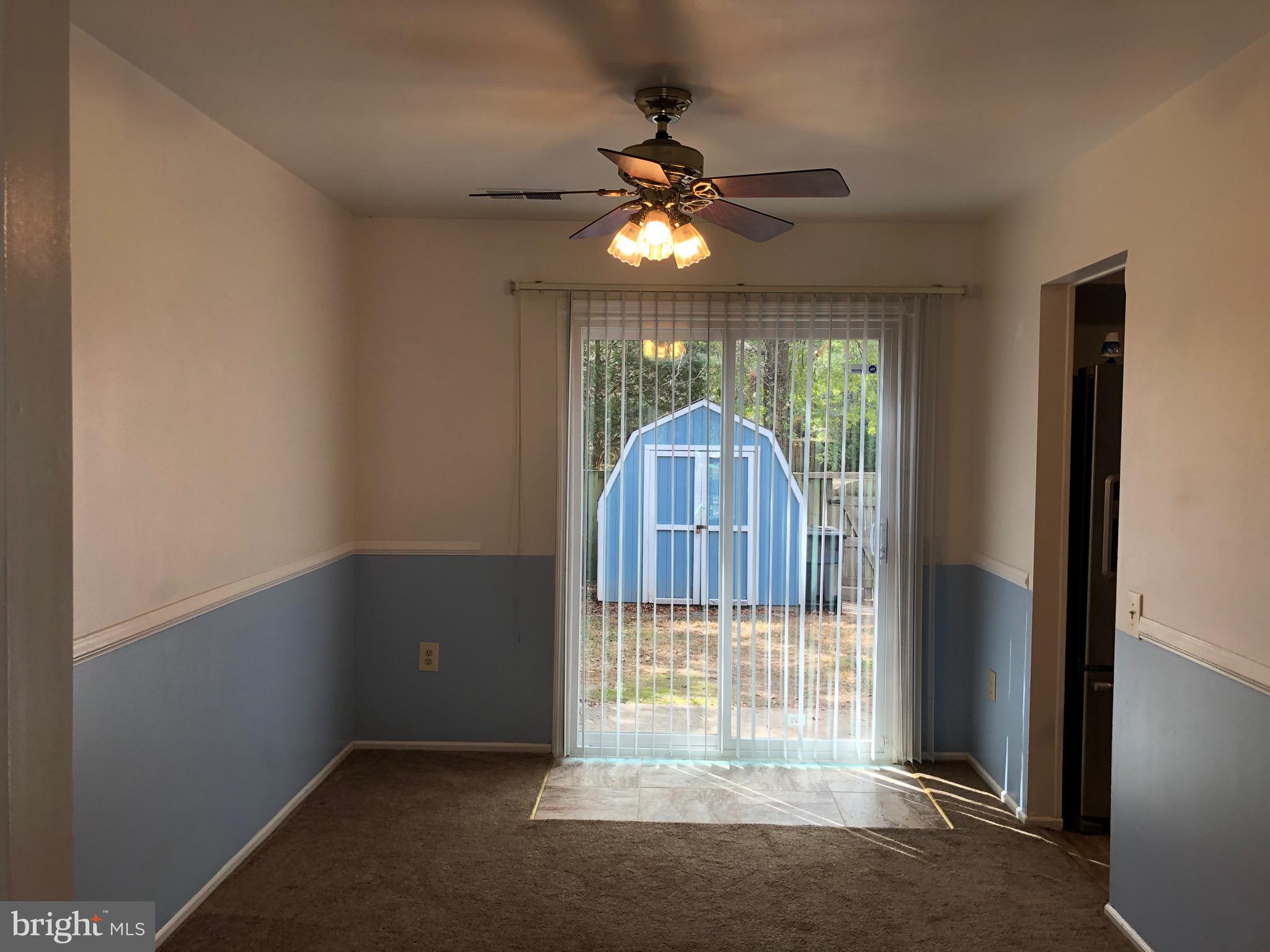 WAKEFIELD SQUARE - Residential Lease