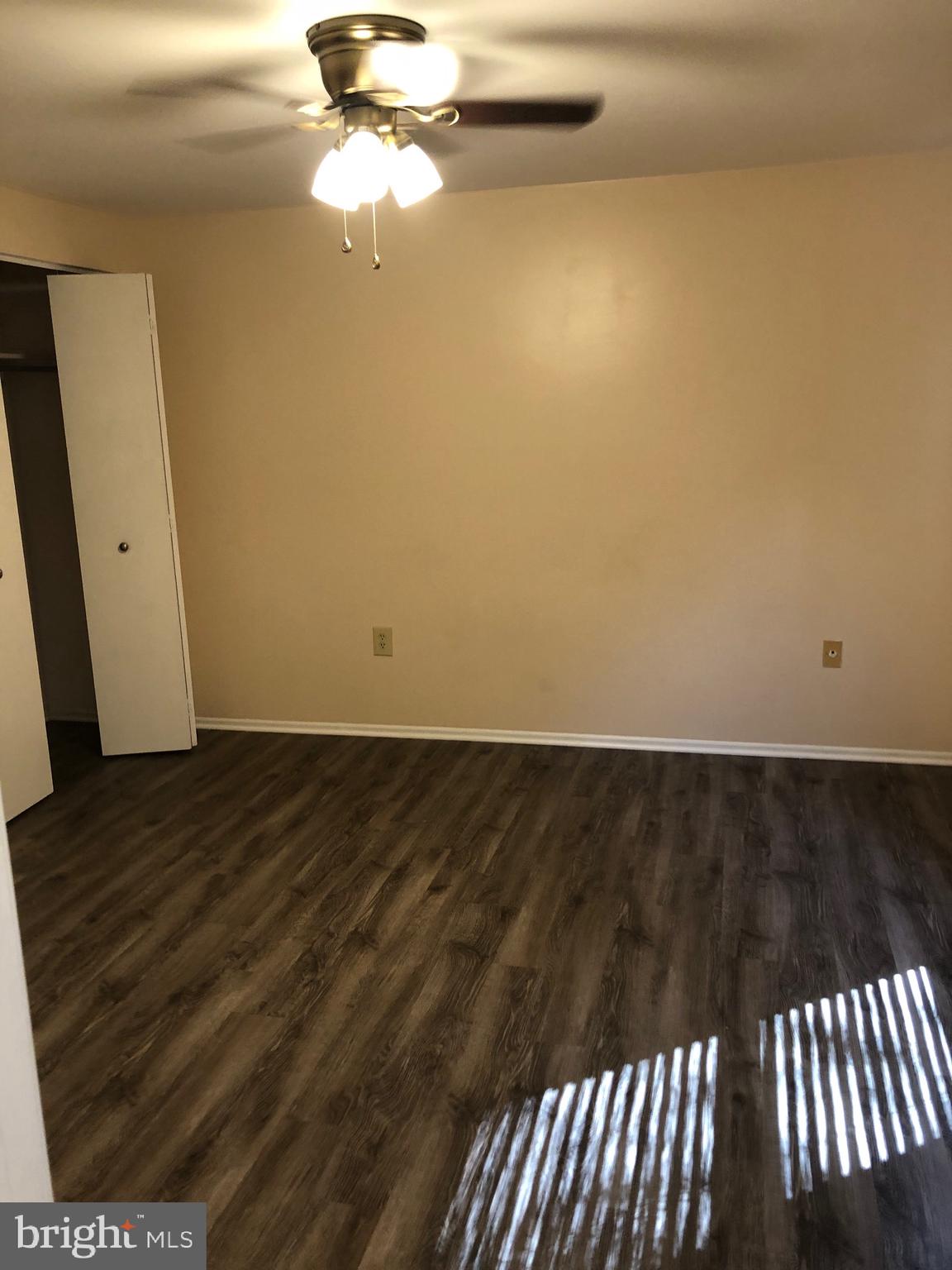 WAKEFIELD SQUARE - Residential Lease