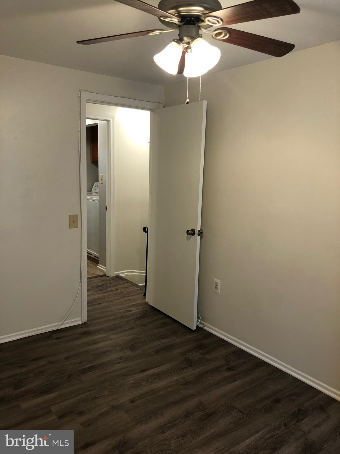 WAKEFIELD SQUARE - Residential Lease