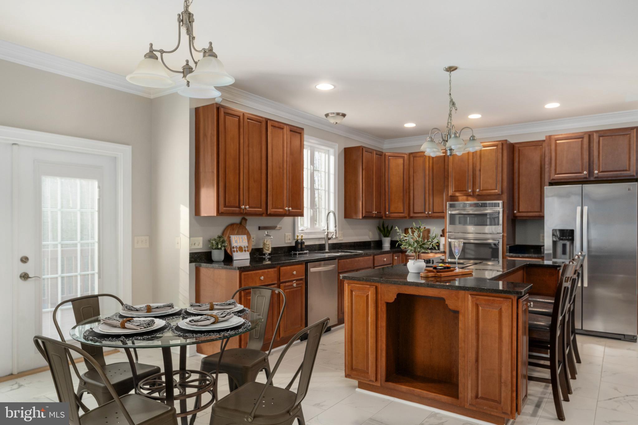 ESTATES AT ROBERTS POND - Residential