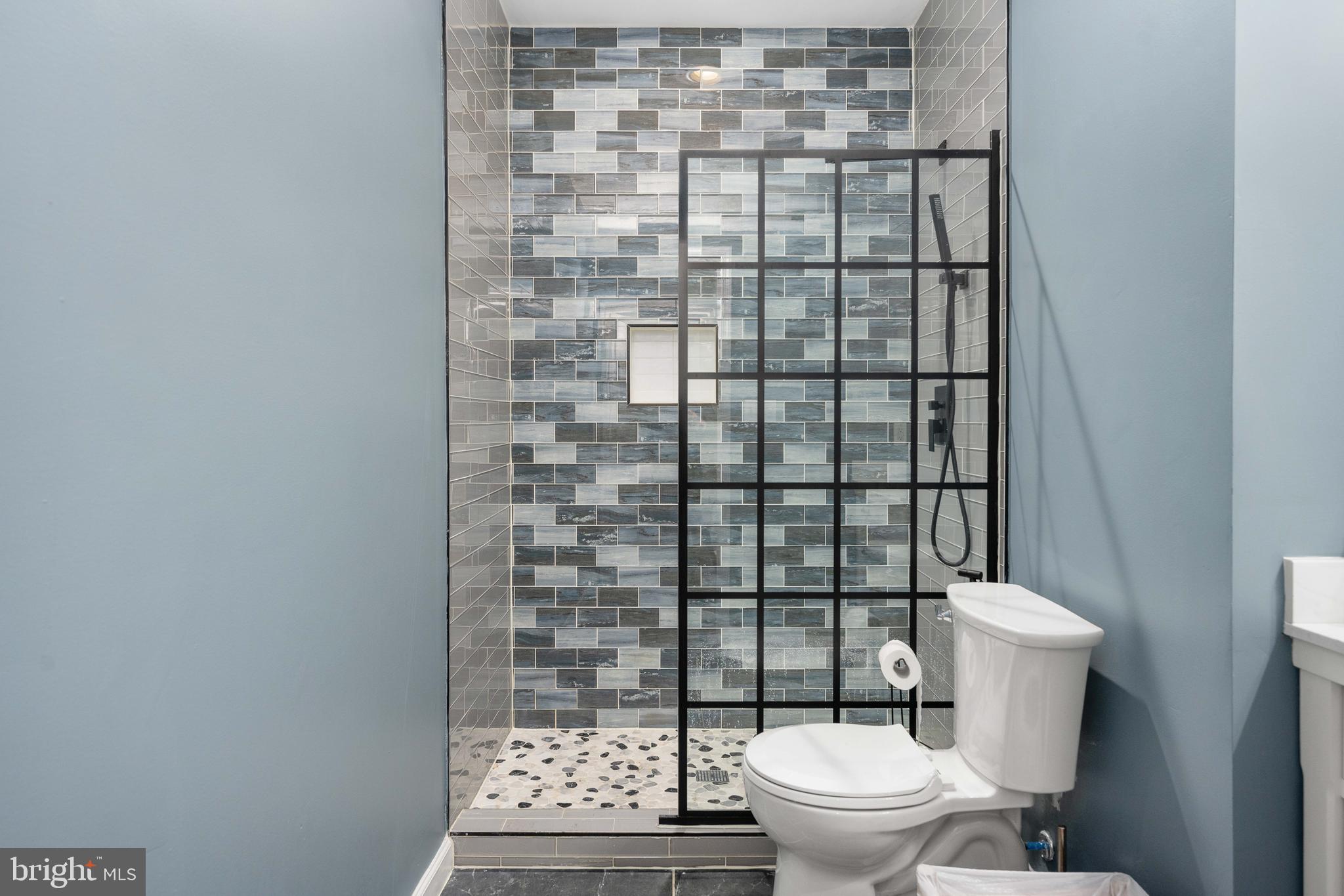 ESTATES AT ROBERTS POND - Residential