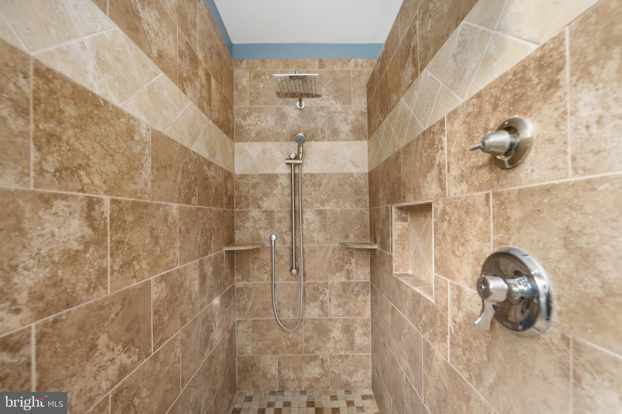 ESTATES AT ROBERTS POND - Residential