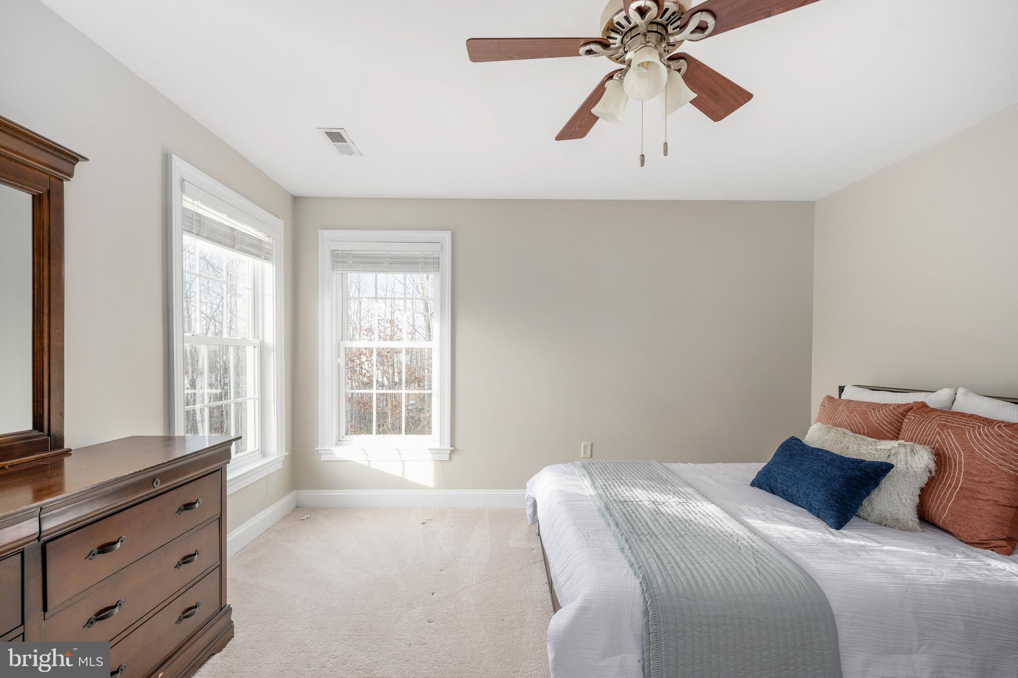 ESTATES AT ROBERTS POND - Residential