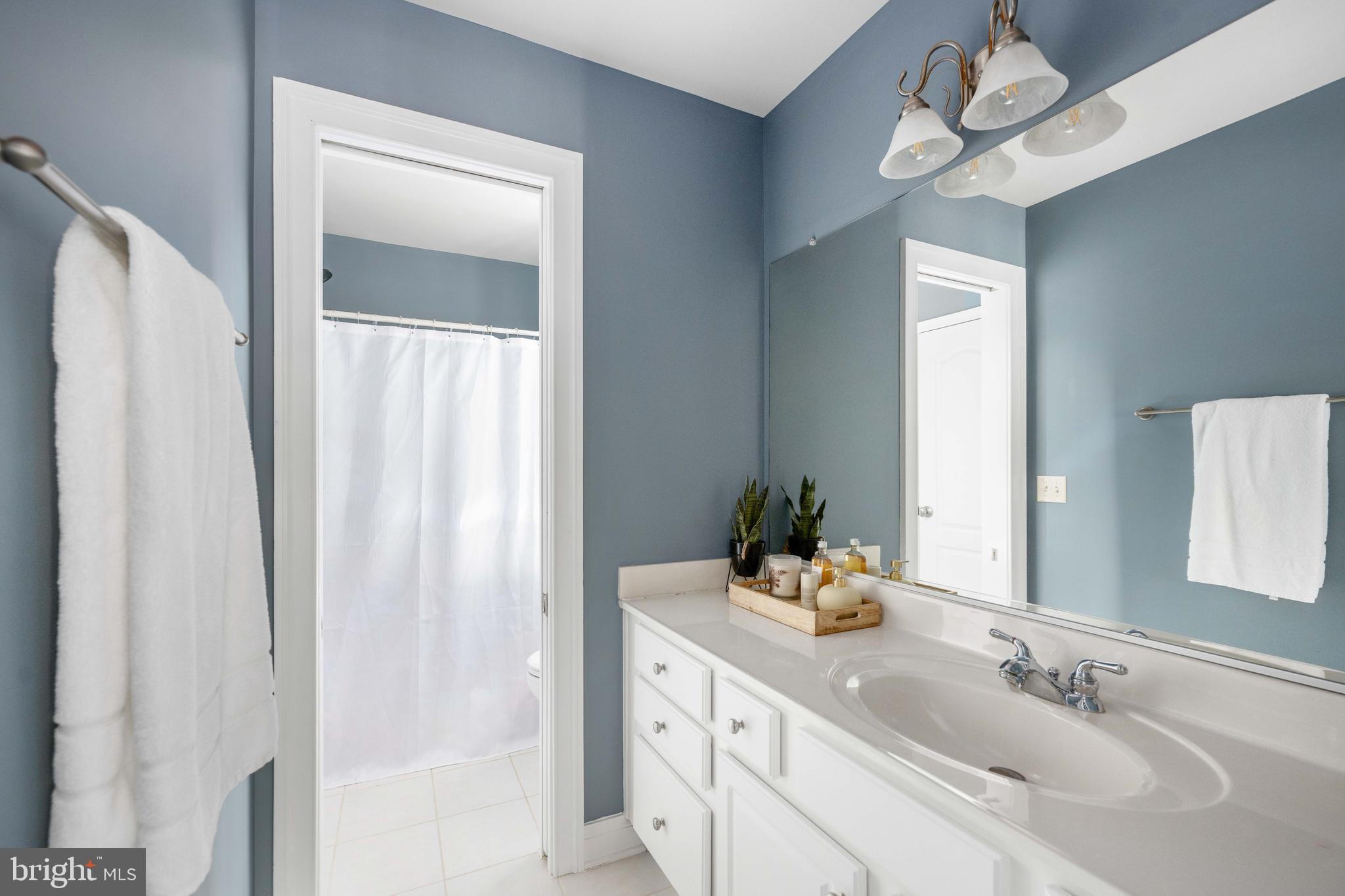 ESTATES AT ROBERTS POND - Residential