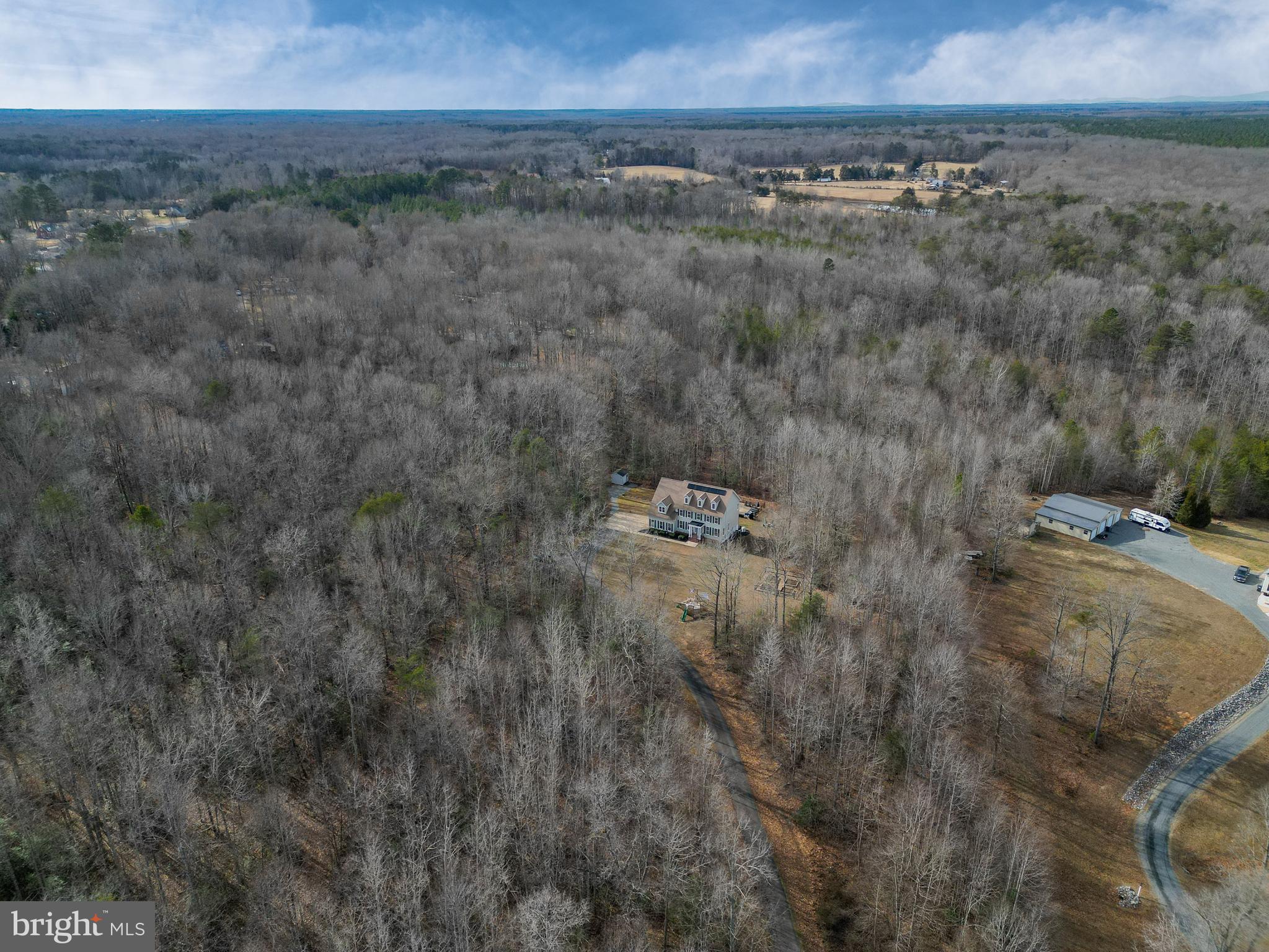 ESTATES AT ROBERTS POND - Residential