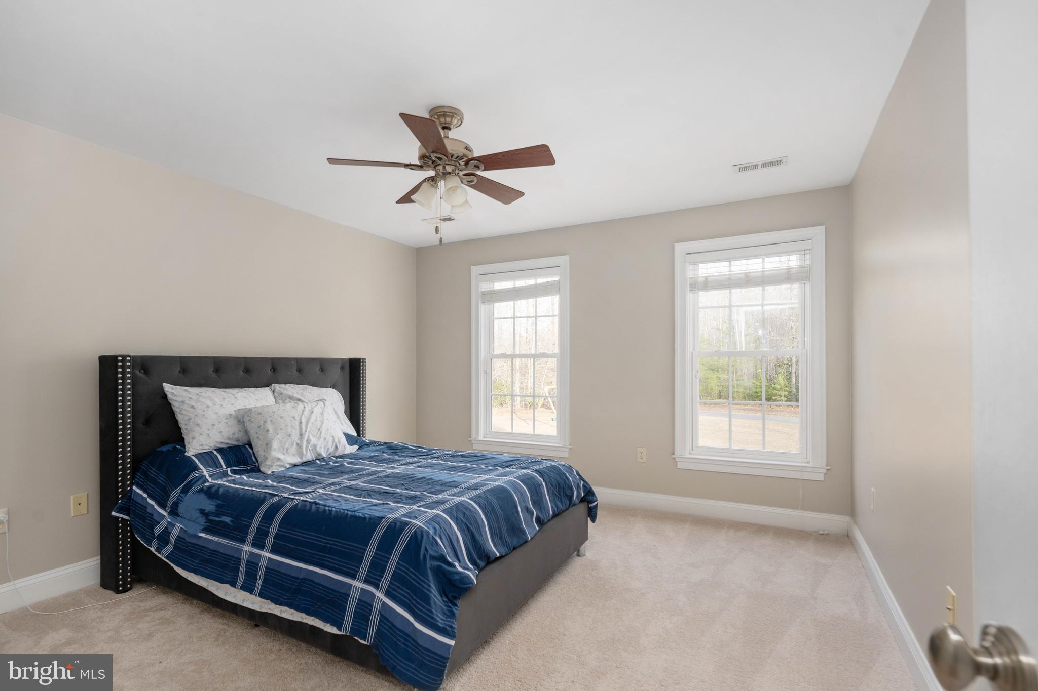 ESTATES AT ROBERTS POND - Residential