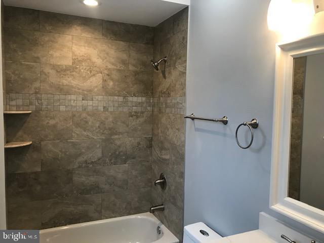 FISHTOWN - Residential Lease