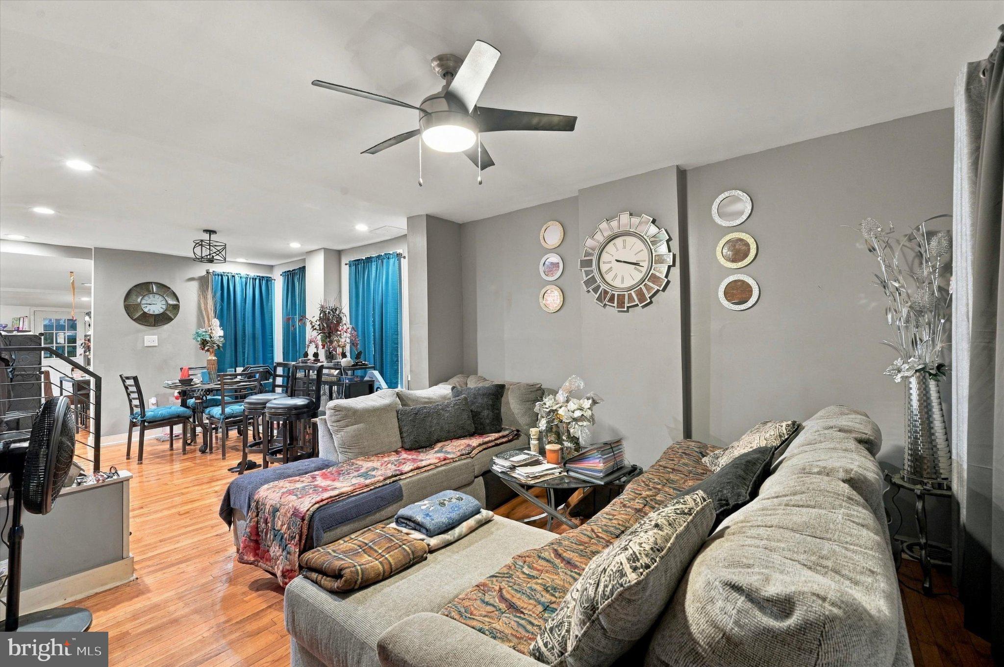 215 E 13TH
