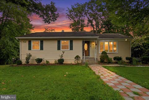 Homes For Rent - 131 Casmar Street<br/> VIENNA, VA 22180