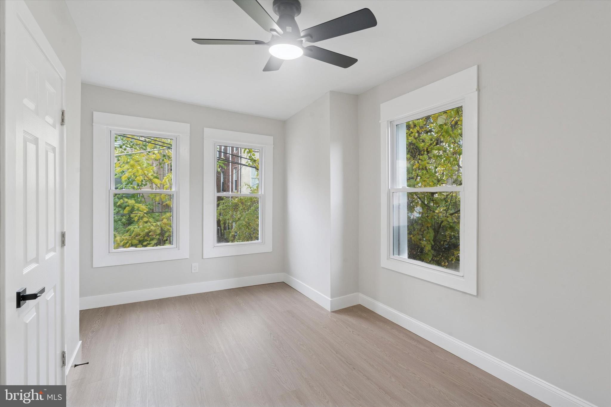 STRAWBERRY MANSION - Residential