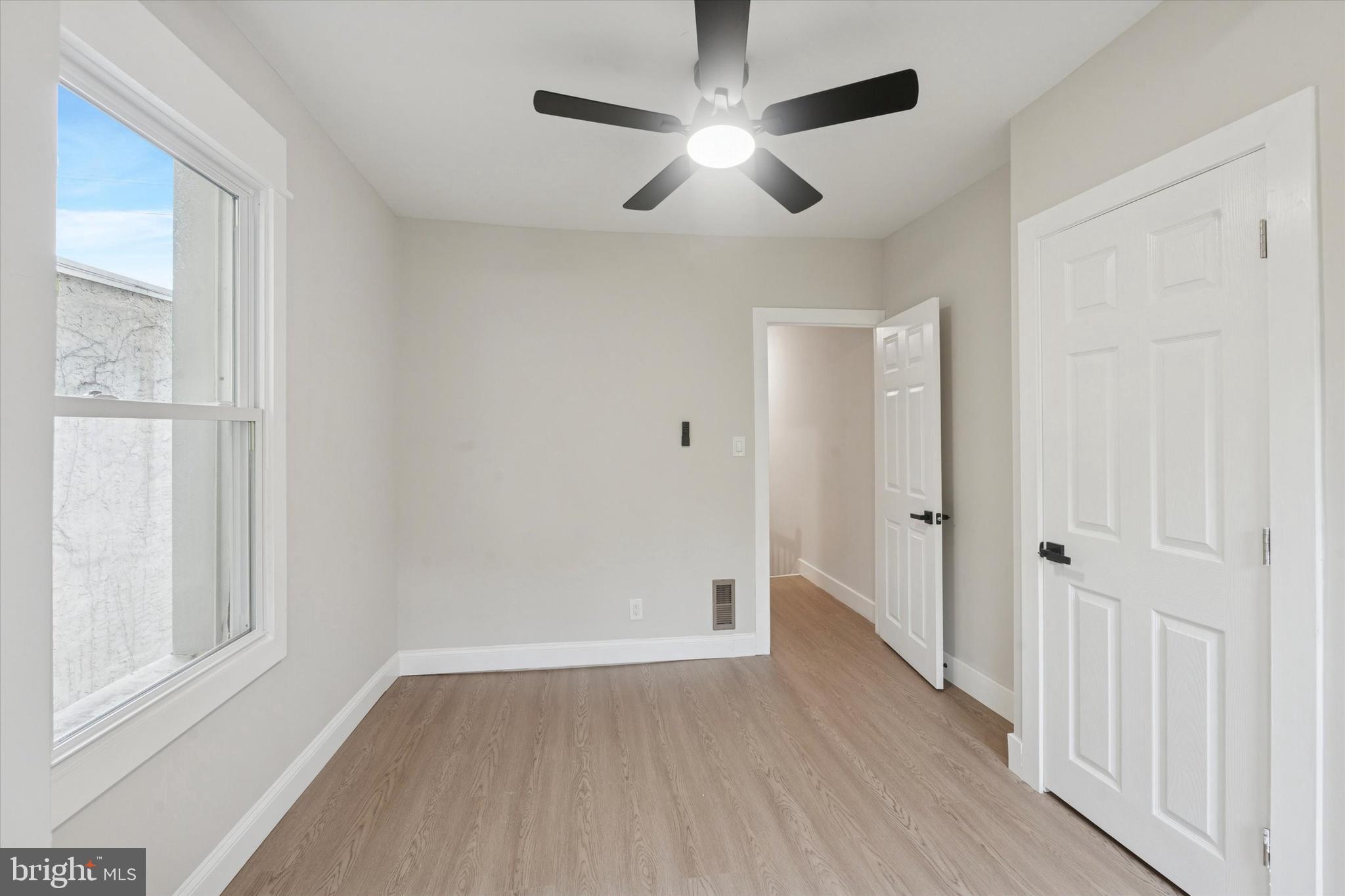 STRAWBERRY MANSION - Residential