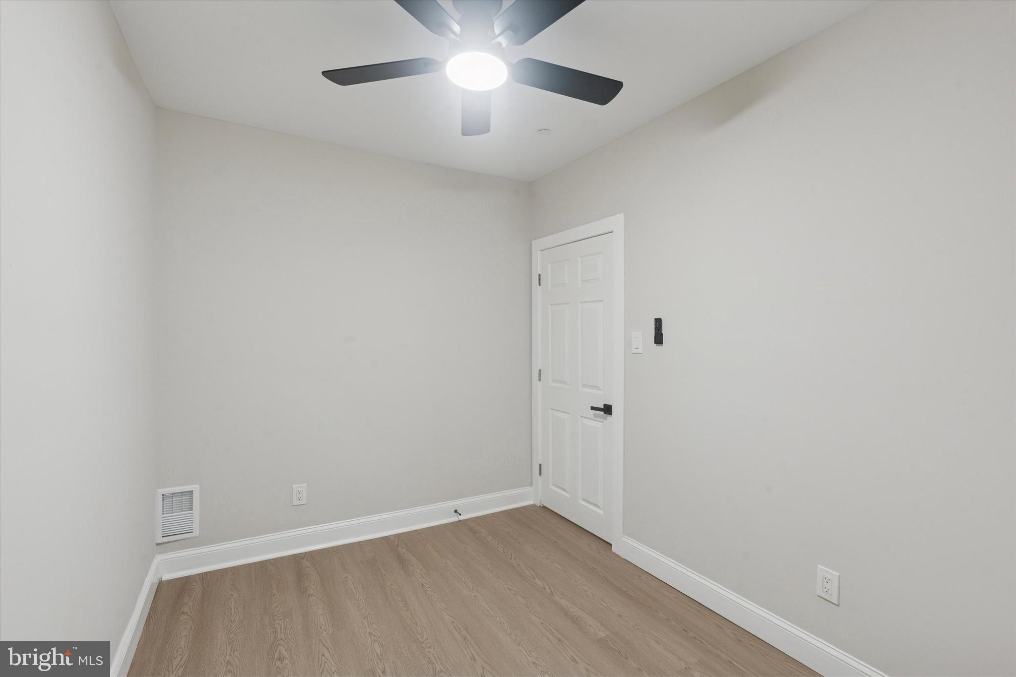 STRAWBERRY MANSION - Residential