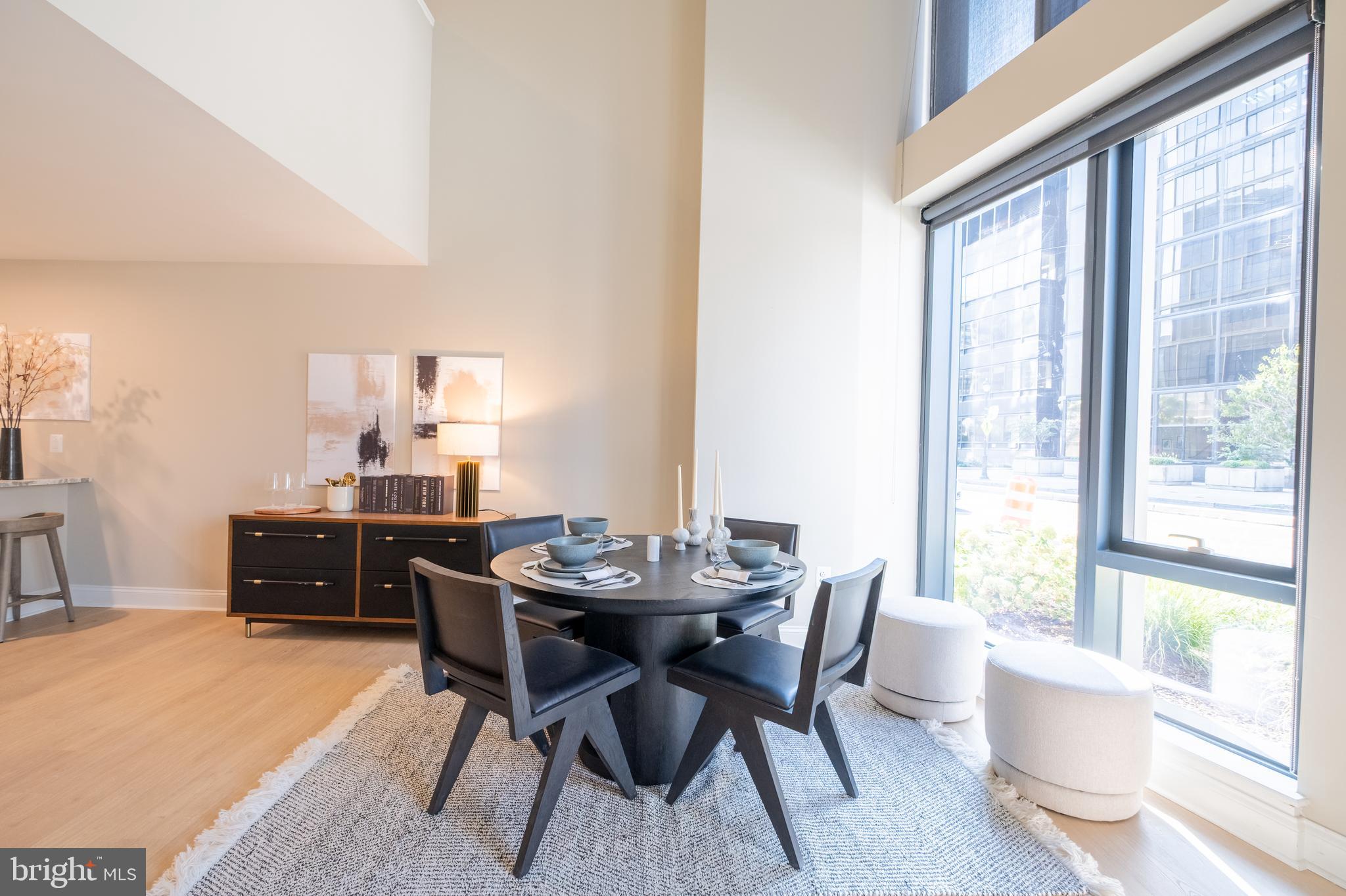 LOGAN SQUARE - Residential Lease