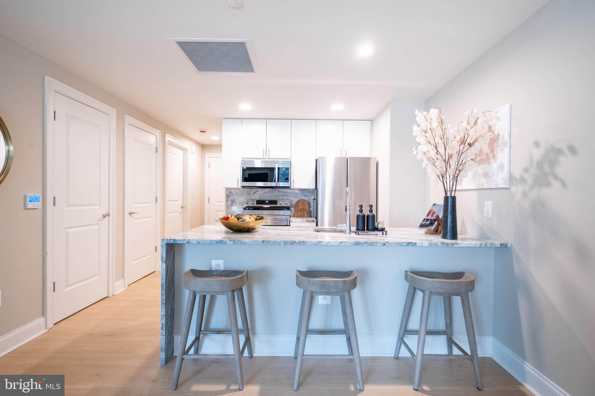 LOGAN SQUARE - Residential Lease