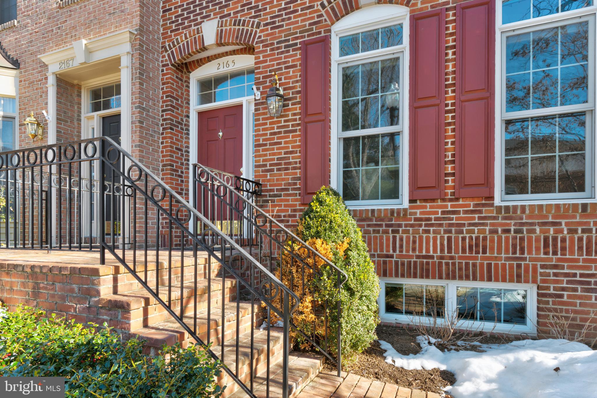 2165 N PIERCE STREET