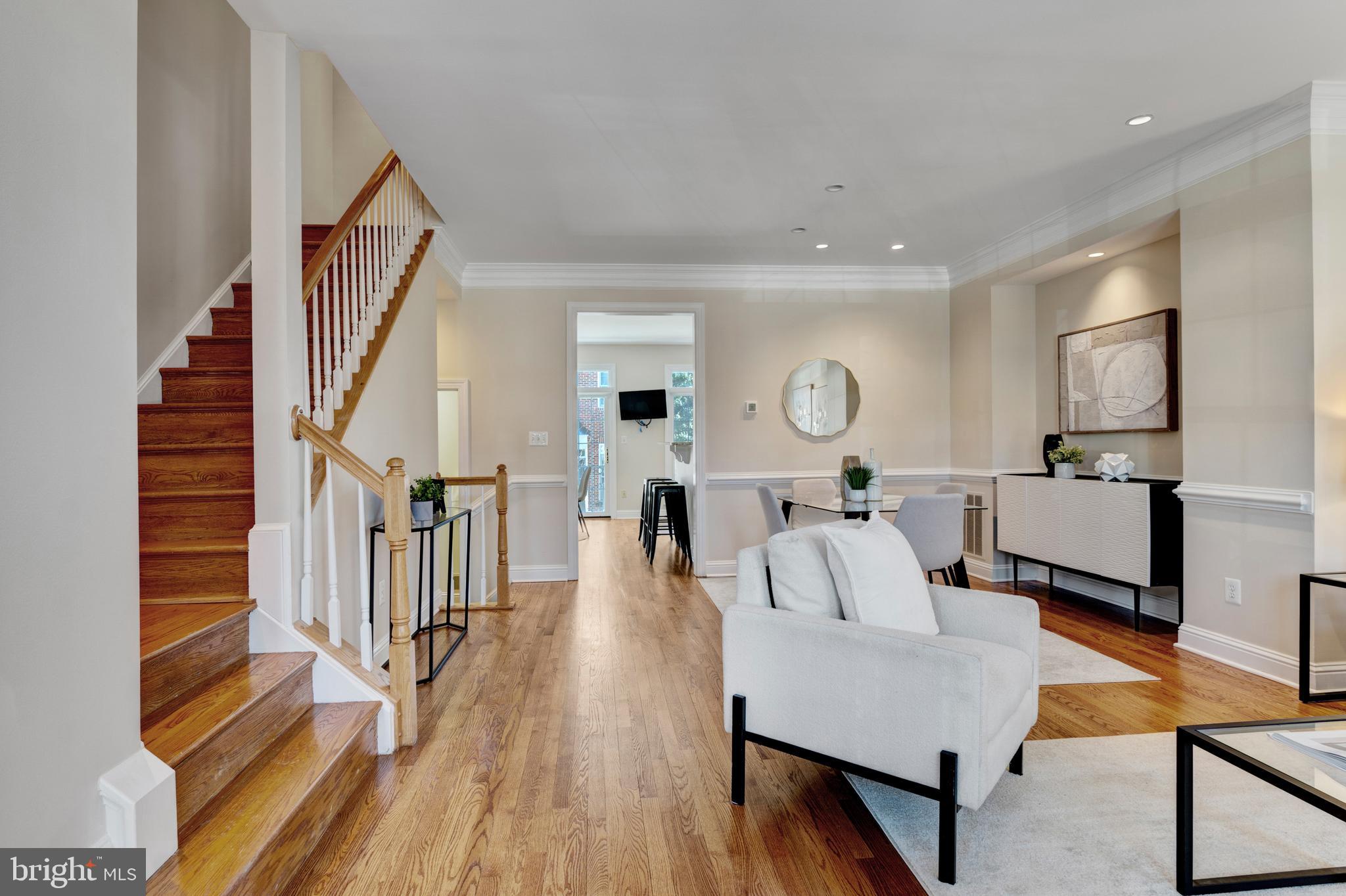 2165 N PIERCE STREET