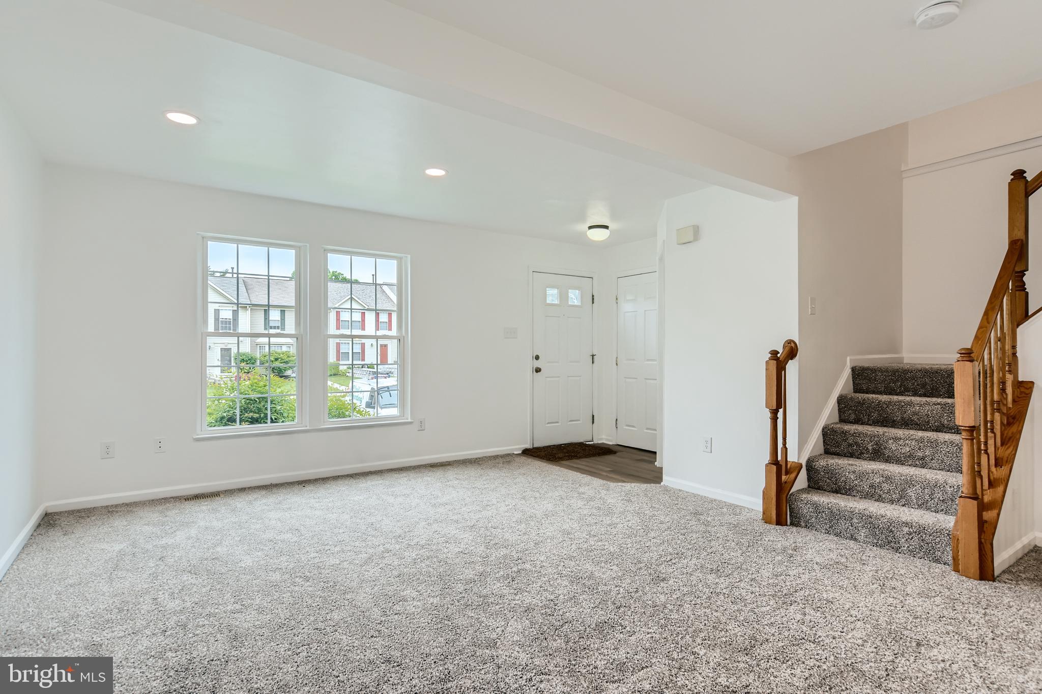 HIDDEN RIDGE - Residential