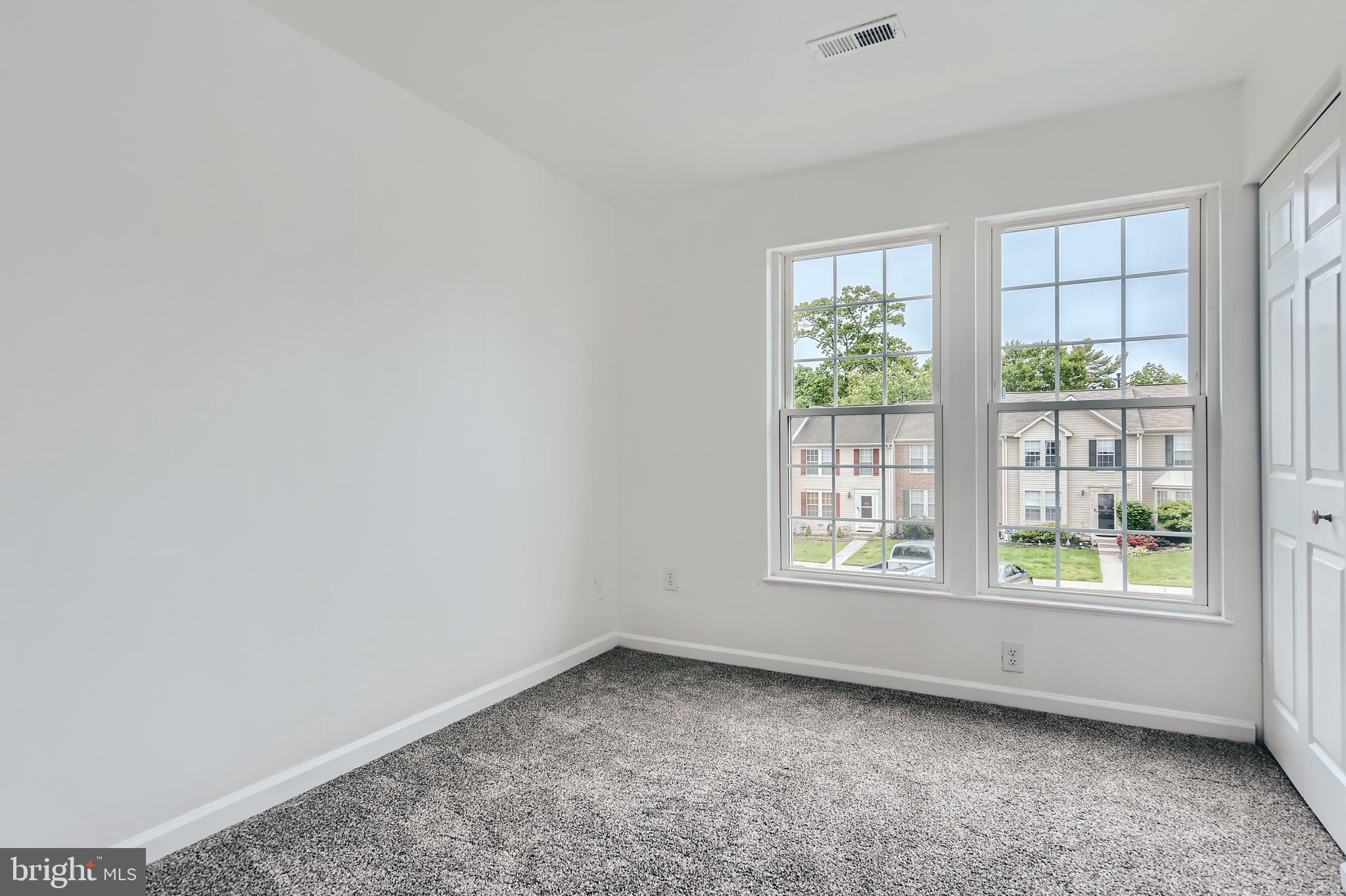 HIDDEN RIDGE - Residential