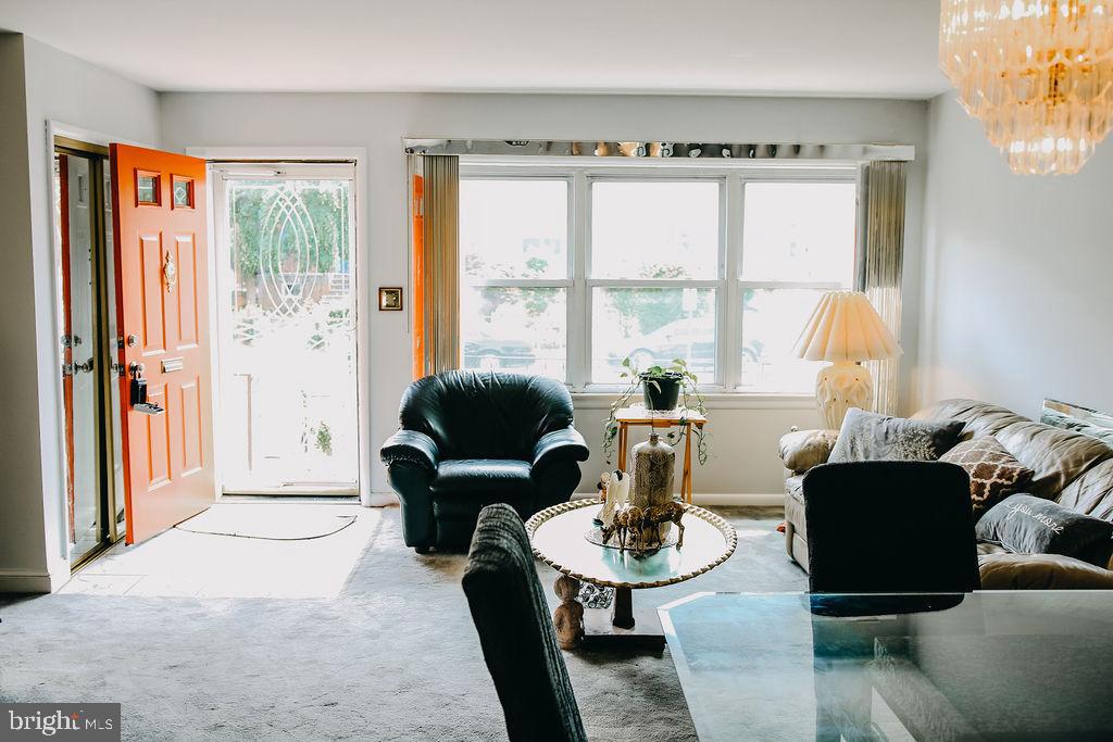 JEFFERSON HOMES - Residential