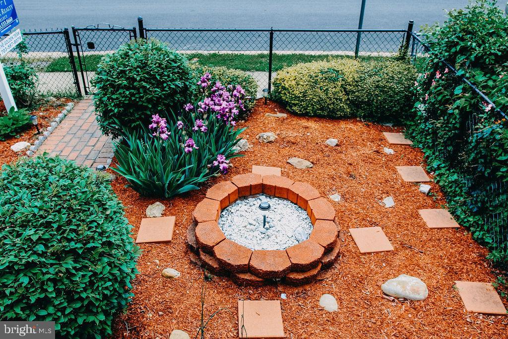 JEFFERSON HOMES - Residential