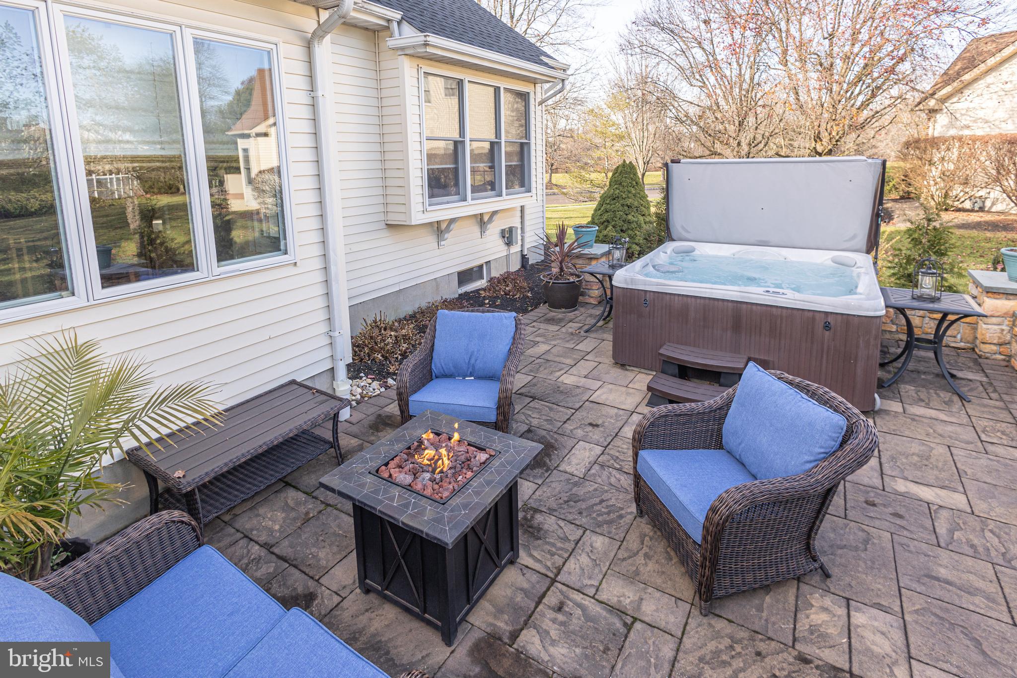 BRIDLE ESTATES - Residential