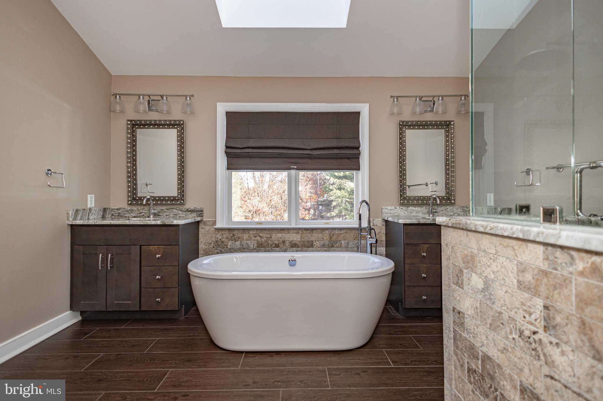 BRIDLE ESTATES - Residential