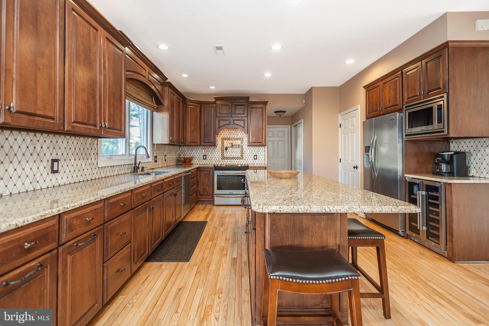 BRIDLE ESTATES - Residential