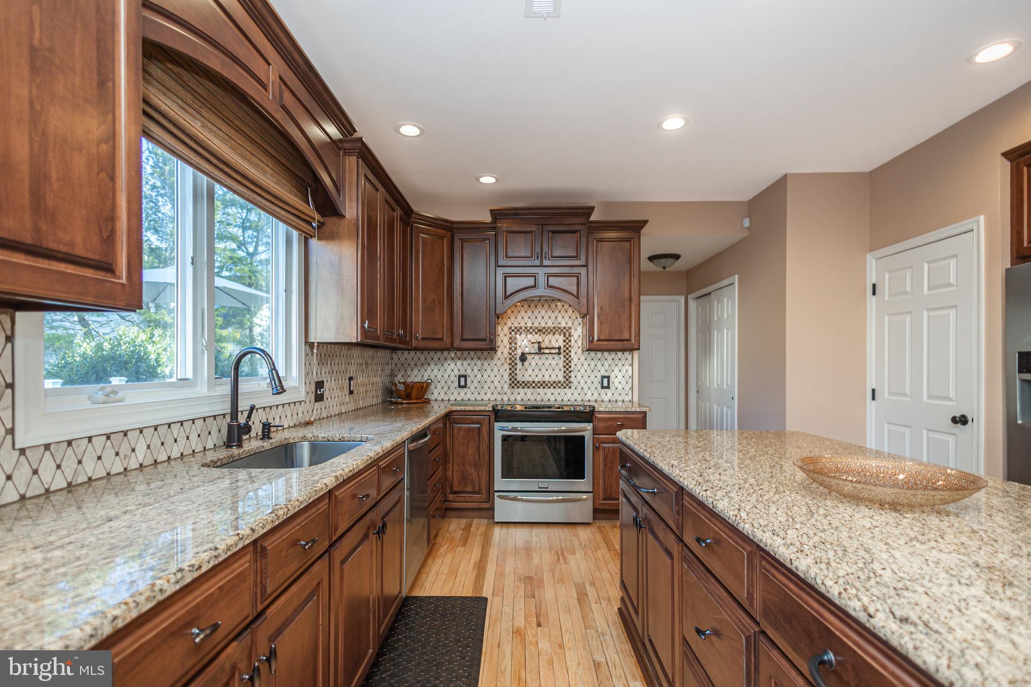 BRIDLE ESTATES - Residential