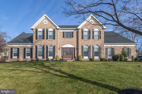1232 BRIDLE ESTATES DRIVE YARDLEY PA 19067