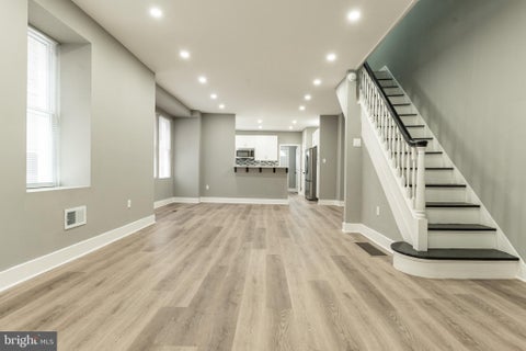 Townhouse For Sale - 4728 Rosehill St<br/> PHILADELPHIA, PA 19120