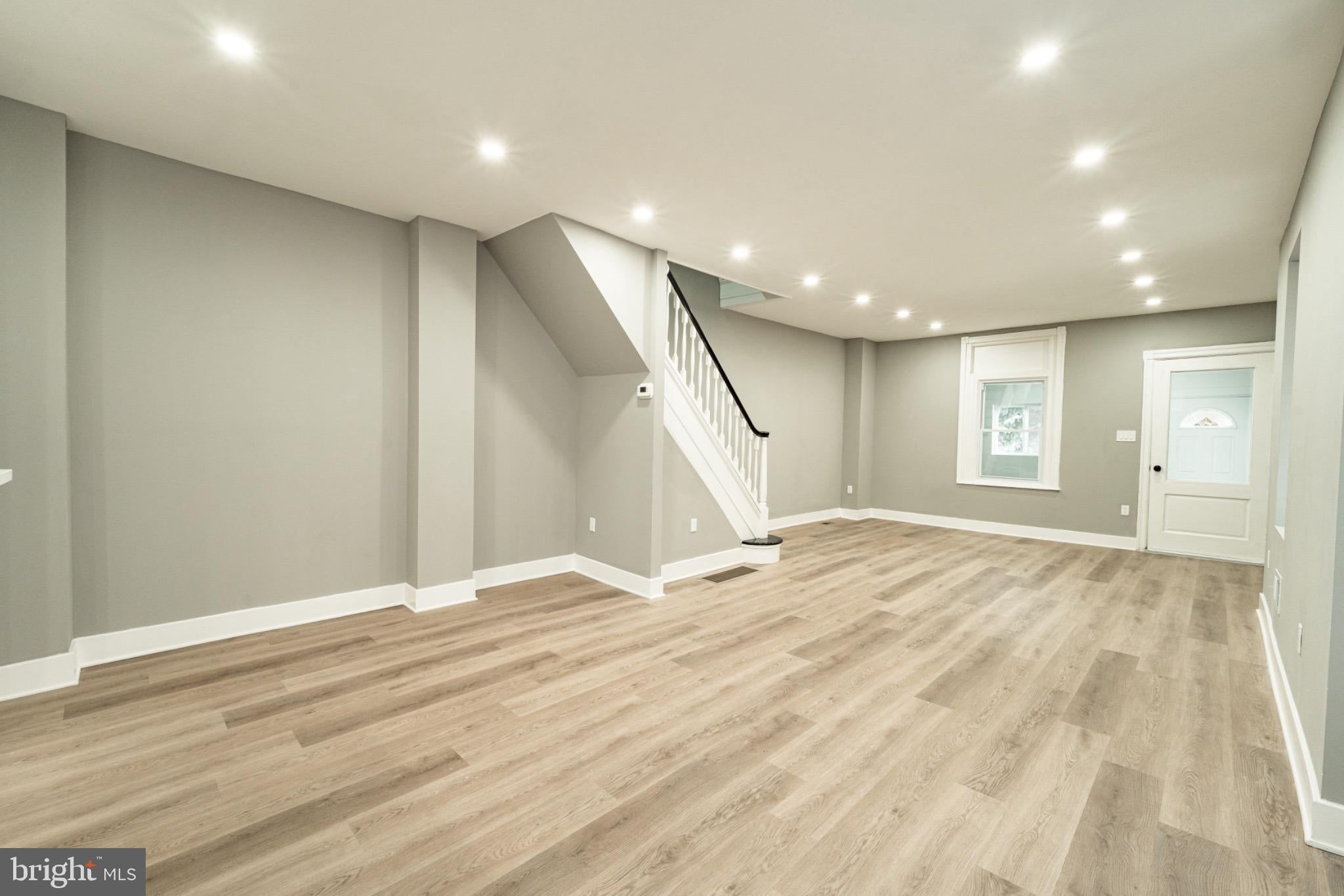 4728 ROSEHILL