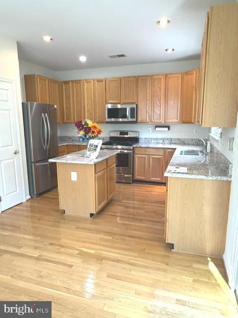 2550 JAMES MADISON CIRCLE